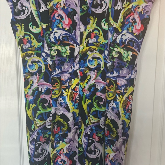 Versace dress - Picture 2 of 4